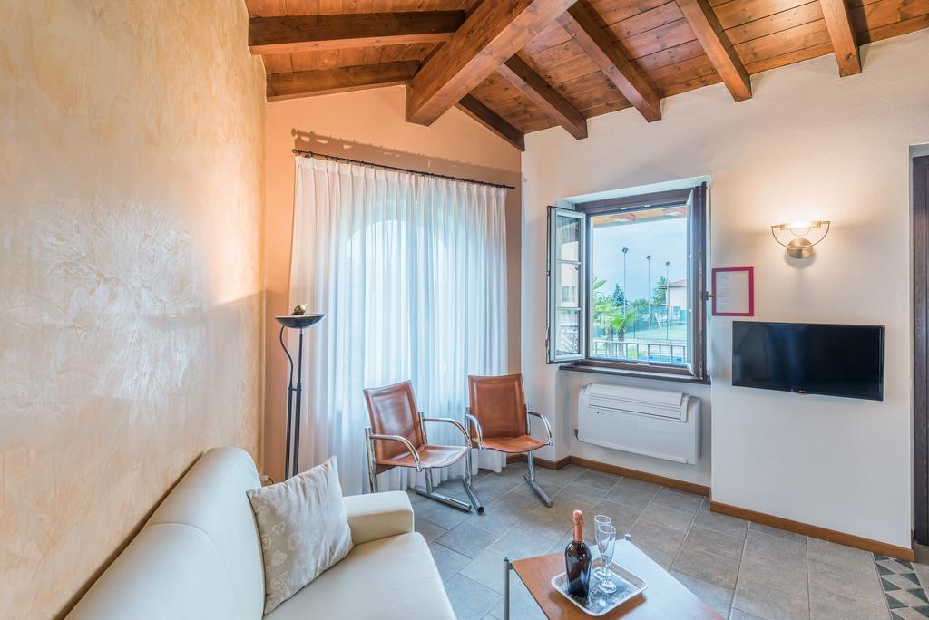 Villa Edy Apartments Tremezzina Eksteriør bilde